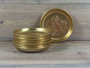 Juego de 2 posavasos redondos de acero inoxidable de alta calidad, venta al por mayor, forma y tamaño personalizados, ideales para uso en mesas de cocina de madera - Product Image 5