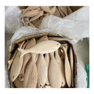 Poisson en bois artisanal chaud, meilleur prix pour un jouet de poisson en bois naturel durable pour les enfants, poisson en bois poli poisson en bois naturel - Product Image 3