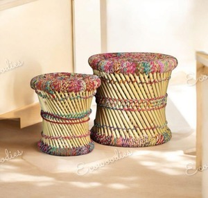 Tabouret de canne en bambou fait à la main Sarkanda Cane Muddha Lot de deux tabouret ottoman coloré pour salon extérieur jardin parc incrustation d'os - Product Image 2