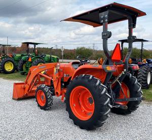 Tracteur agricole Offre Spéciale Kubota L3200 avec chargeur à vendre - Product Image 4