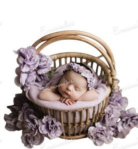 Fotografía de bebé recién nacido posando cesta de ratán tejida Vintage bebés sesión de fotos bebé recién nacido Prop cesta bebé dormir cesta - Product Image 3