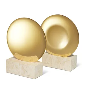 Soporte de Libros Ajustable de Aluminio Chapado en Oro para Libros Grandes, Diseño Moderno y Antiguo de Feng Shui para Uso Profesional en Escritorio, Hecho en EE. UU. - Product Image 1