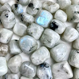 หินมูนสโตนสีขาวธรรมชาติแบบขัดเงาคุณภาพสูง หินบำบัดพลังงาน ปรับสมดุลพลังงาน - Product Image 3