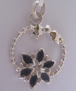 Élégant accessoire en quartz élégant Pendentifs fins et breloques Ajoutez du style à votre tenue Bijoux de mode - Product Image 1