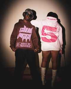 Sudadera con capucha de algodón 100% de peso pesado con estampado de abullonado y logotipo personalizado - Product Image 4