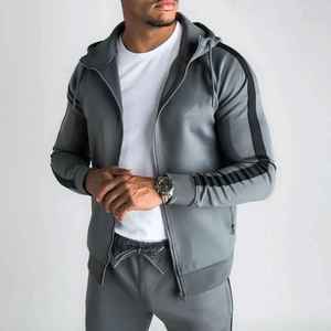 Dernière mode Tenue de sport à rayures Survêtement pour hommes à bas prix Ensemble de survêtement 2 pièces à capuche pour hommes Jogging avec logo personnalisé - Product Image 2