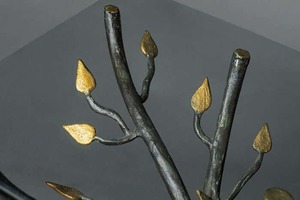 Cây mới đứng lá kim loại hiện đại bên bàn-Cơ sở động vật rạng rỡ cho một thẩm mỹ trang trí nhà ấm áp và mời - Product Image 4