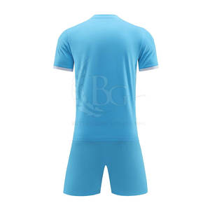 Nueva llegada 2025 uniforme de fútbol personalizado diseño diferente mejor precio uniforme de fútbol para jóvenes - Product Image 2