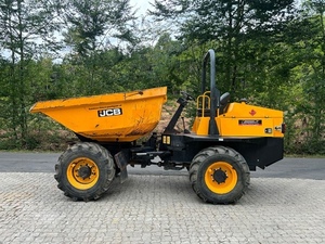 Camion lourd JCB 6TST 2015, moteur 251-350 ch, transmission manuelle, capacité de charge 1-10 tonnes - Product Image 1