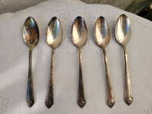 Ensemble de cuillères de table à manger pour la maison en acier inoxydable couleur argent poignée en nickel poli ensemble de couverts à dessert de qualité supérieure - Product Image 2