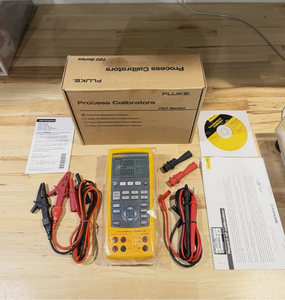 CALIBRADOR DE TEMPERATURA FLUKES 724 / NUEVO SELLADO - Uso en Exteriores, Protocolo Ethernet Zigbee, CA 220V 50Hz - Product Image 1