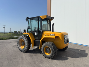 Oferta Exclusiva de Subasta para Montacargas Todoterreno Modelo 2024: 940 con Capacidad de Carga de 8000 Libras - Product Image 4