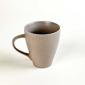Nouvel ensemble de tasses à café en porcelaine fine gris cendré au design minimaliste, compatibles lave-vaisselle et micro-ondes, pour cadeaux de tasses en céramique personnalisées - Product Image 4