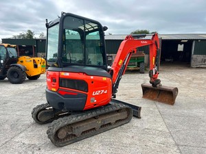 Mini-excavatrice compacte Kubota U27-4 d'occasion à faible balayage arrière, 2,7 tonnes, hydraulique, diesel, sur chenilles, faible nombre d'heures, prête à la vente - Product Image 2