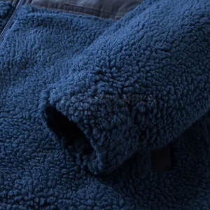 Veste d'hiver élégante en laine sherpa avec un mélange de laine de qualité supérieure et une doublure douce, veste épaisse en laine sherpa - Product Image 4