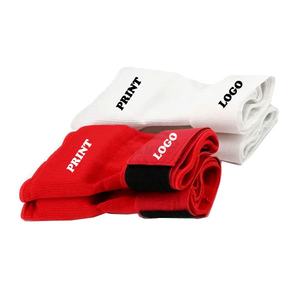 Gants de boxe personnalisés à logo, demi-doigts, en néoprène, avec bandages longs élastiques, pour hommes et femmes, avec rembourrage intérieur en gel - Product Image 4