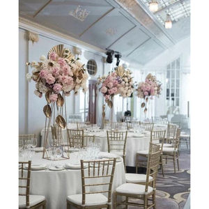 Diseño de hoja Color dorado Mesa Decoración Centros de mesa Calidad exclusiva Tamaño personalizado Decoración DE BODA Centros de mesa a granel - Product Image 1