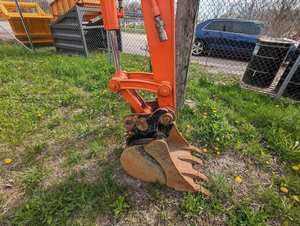 Mini-excavatrice Kubota KX91-3 Super Series 3 de 2014 – Puissante, fiable et polyvalente - Product Image 6