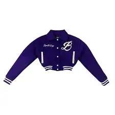 Chaqueta Bomber Varsity Corta para Mujer, Personalizada con Logotipo, Bordado Chenille, Estampado en Cuero, Estilo Urbano, Sostenible, OEM - Product Image 6