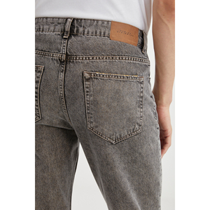 Jean en denim épais texturé délavé coupe carotte pour homme GRIMELANGE Gilberto - Product Image 6