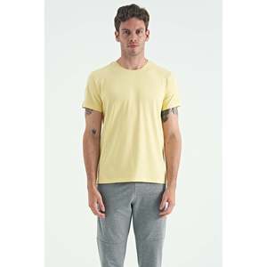 เสื้อยืดคอกลมแขนสั้นผ้าฝ้ายผสมอีลาสเทนสีเหลืองสำหรับผู้ชาย Air Jones รุ่น Basic เหมาะสำหรับสไตล์ลำลองในชีวิตประจำวัน - Product Image 1