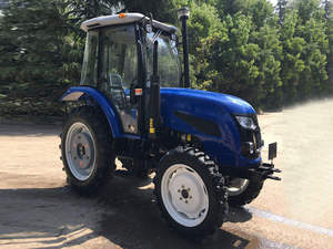 Tracteur agricole compact d'occasion 4x4 diesel avec pompe à engrenages pour travaux sur le terrain - Product Image 5