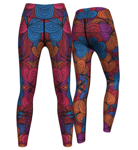 Leggings de yoga personnalisés en tissu doux à sublimation numérique Pantalon de teinture au design élégant pour femmes - Product Image 4