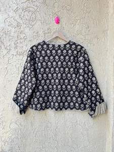 เสื้อแจ็คเก็ตผ้าฝ้ายสำหรับผู้หญิงทำด้วยมือสไตล์โบฮีเมียนแบบมีกระดุมพิมพ์ลายสำหรับสวมใส่ในฤดูหนาวแบบลำลอง - Product Image 6