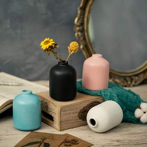 Vaisselle Accessoire Vase Ensemble Poterie Brute Vase Moderne Centres De Table Blanc Mat Petit Bourgeon En Céramique Vases Pour Céramique - Product Image 1