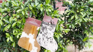 Nouvel arrivage de bas de Noël en cuir de vachette et fourrure de vache pour la famille, arbre de Noël, cheminée suspendue, sac cadeau pour décoration de fête - Product Image 3