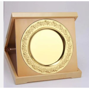 Vente en gros d'assiettes en métal doré, vaisselle de restaurant, sous assiettes pour le quotidien ou les occasions spéciales, napperons - Product Image 1