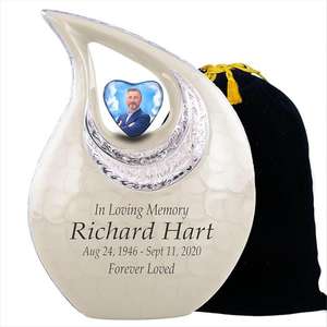 Urnes funéraires en métal larme de forme personnalisée de style unique et de conception différente, lavage blanc doré de l'exportateur indien - Product Image 5