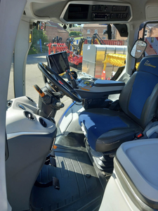 Tracteur Holland Workmaster 75 robuste et performant à vendre. Achetez maintenant. Livraison rapide. Performances fiables. Prix abordable. - Product Image 4