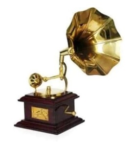 Décor nautique décoratif en laiton cadeau fer rétro Antique finition vintage Gramophone modèle pour la décoration de bureau à domicile. - Product Image 3