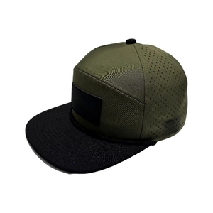 Gorras de Golf Transpirables Personalizadas de Fábrica con Orificios Cortados con Láser, Gorra Deportiva Estructurada de 7 Paneles, Logotipo de Goma de Alto Rendimiento - Product Image 4