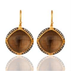 สีน้ำตาล