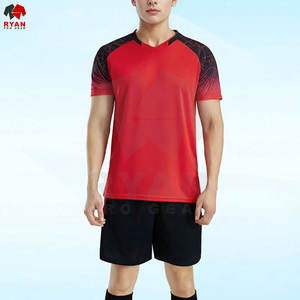 Maillot de football à manches courtes pour hommes sur mesure Maillot de football de haute qualité Uniformes de football respirants à vendre Fabriqué au Pakistan - Product Image 4