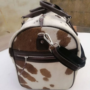 Sac de voyage en cuir de style unique et de couleur unique à vendre, prix raisonnable, sac de voyage en cuir à vendre - Product Image 3