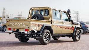 Land Cruiser LC79 Pickup 2024 4.0L 4x4 Benzina Doppia Cabina 6 Posti Ruote R18 Aria Condizionata Automatica Guida a Sinistra - Product Image 6