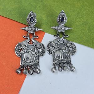 Pendientes de Plata Antigua Oxidada con Piedra Azul para Mujer, Regalo para Ella - Product Image 3