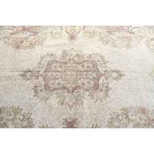 Alfombra Turca de 5,8x9,5 pies, Alfombra Vintage, Alfombra Blanca con Diseño Floral de Lana - Product Image 4