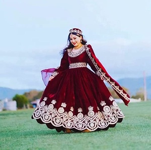 Salwar Kameez Afgano Kuchi Hecho a Mano, Bordado Completo, Estilo Fashionista Internacional, Gran Venta 2023, Refleja la Cultura Afgana - Product Image 5
