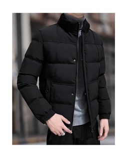 Veste bouffante à capuche de luxe pour hommes, manteau chaud matelassé respirant coupe-vent léger isolé pour les aventures en plein air en hiver - Product Image 1