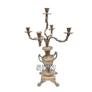 Candelabros de cinco brazos de latón antiguo diseño adornado clásico europeo centro de mesa decorativo de lujo para interiores elegantes - Product Image 2