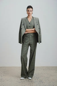 Blazer elegante con botones bordados de doble botonadura para mujer, colección de ensueño de verano de alta calidad, Material no tejido en Color Oliva - Product Image 5