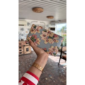 Pochette à rabat brodée florale, ornée de perles et de cristaux, avec une capacité de jusqu'à 1L, idéale pour les soirées et les mariages - Product Image 1
