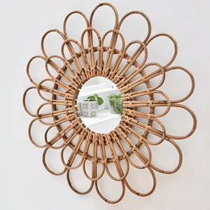 Miroir de sol en rotin pleine longueur abordable style vintage par Noorims Akbar artisanat parfait pour la décoration intérieure - Product Image 2