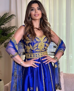 Robe de fête et de mariage afghan en velours afghan fait à la main traditionnel brodé pour femmes robe tribale taille personnalisée robes pour femmes à vendre 107 - Product Image 3