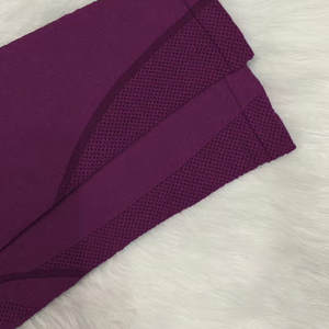 Leggings Deportivos de Cintura Elástica con Logotipo Personalizado al por Mayor, Pantalones de Yoga sin Costuras, Suaves y Elásticos en Cuatro Direcciones para Mujer - Product Image 6