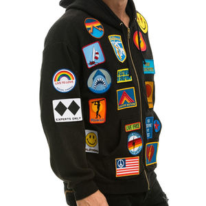 เสื้อฮู้ดดี้ผ้าฝ้ายพรีเมียม 100% สำหรับฤดูหนาว พร้อมลายปักแบบแพทช์ และดีไซน์ตัวอักษรปักแบบกำหนดเอง ผลิตจำนวนมากสำหรับแฟชั่น - Product Image 5